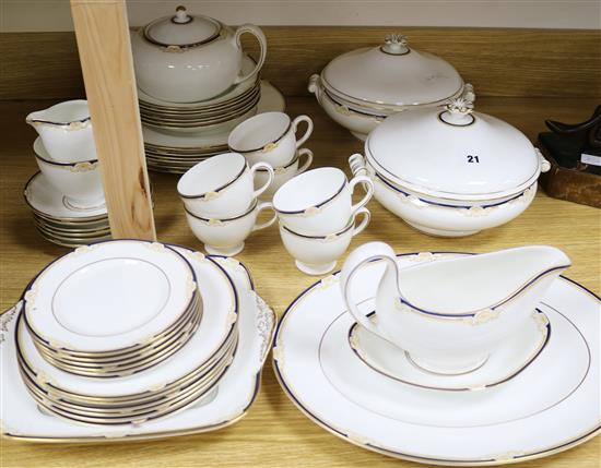 A Wedgwood Cavendish pattern part dinner service